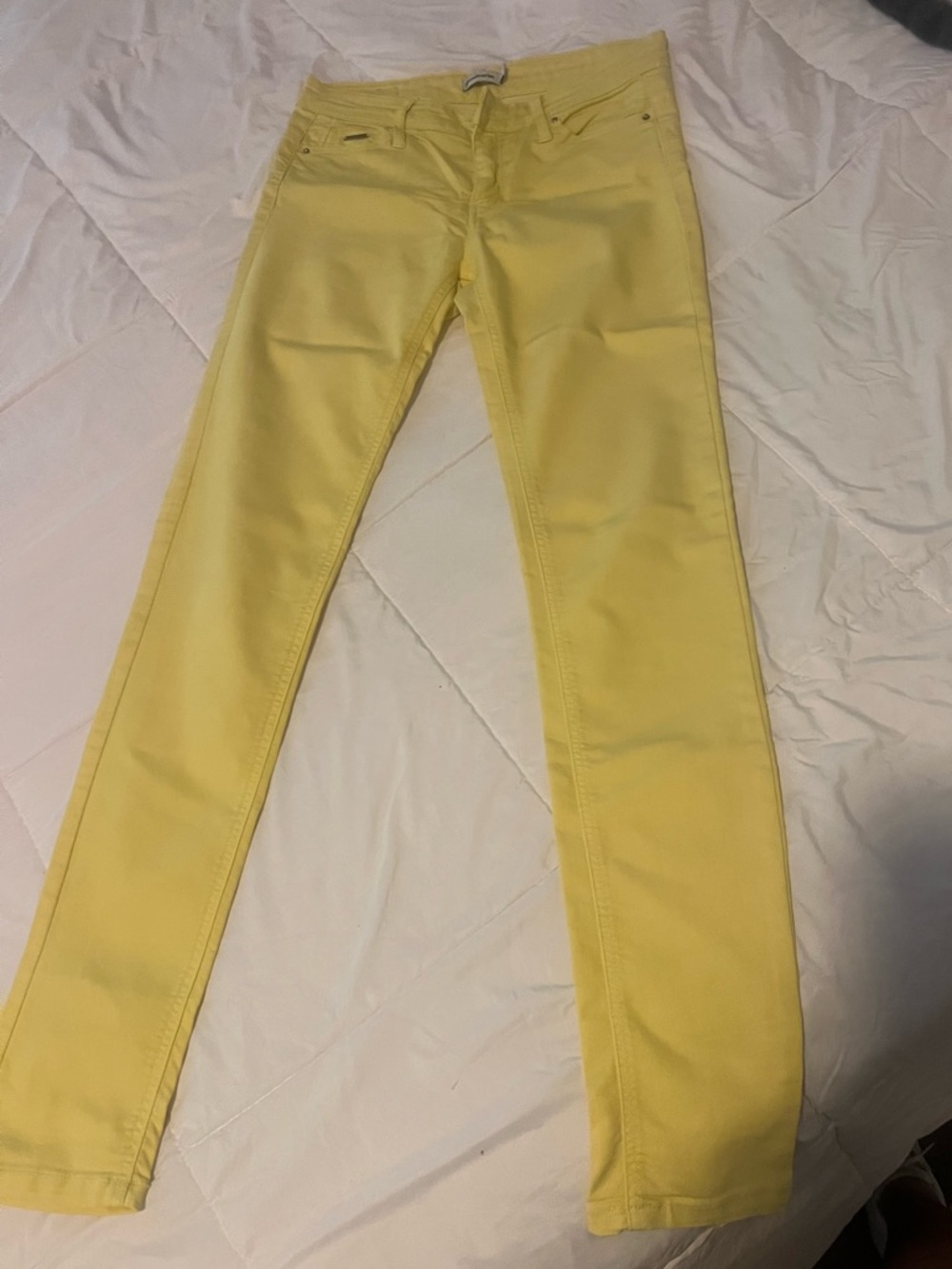|| YELLOW SKINNY STRETCH JEANS || STRADIVARIUS ||